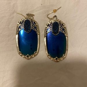 Limited Edition Iridescent Kendra Scott earings